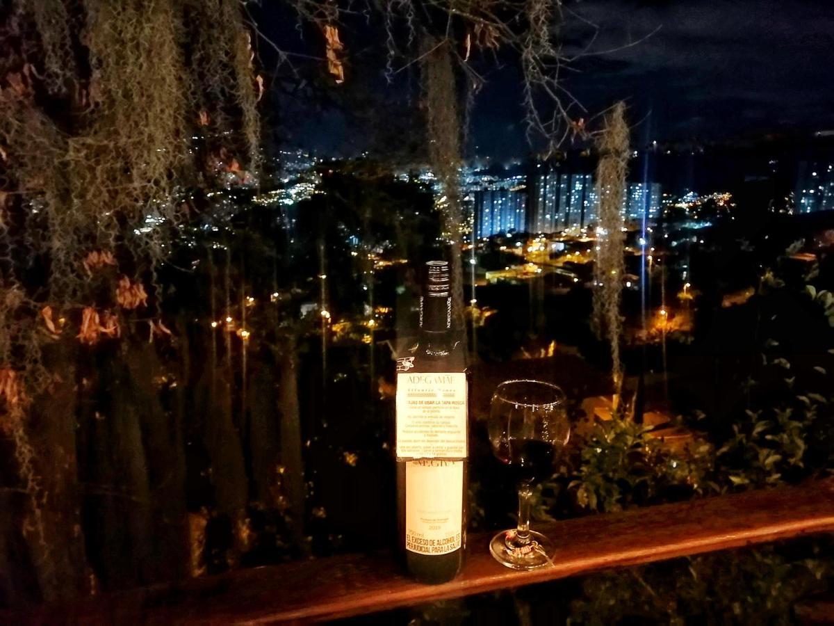 Eco Hostal Casa La Juana Medellín Exterior foto